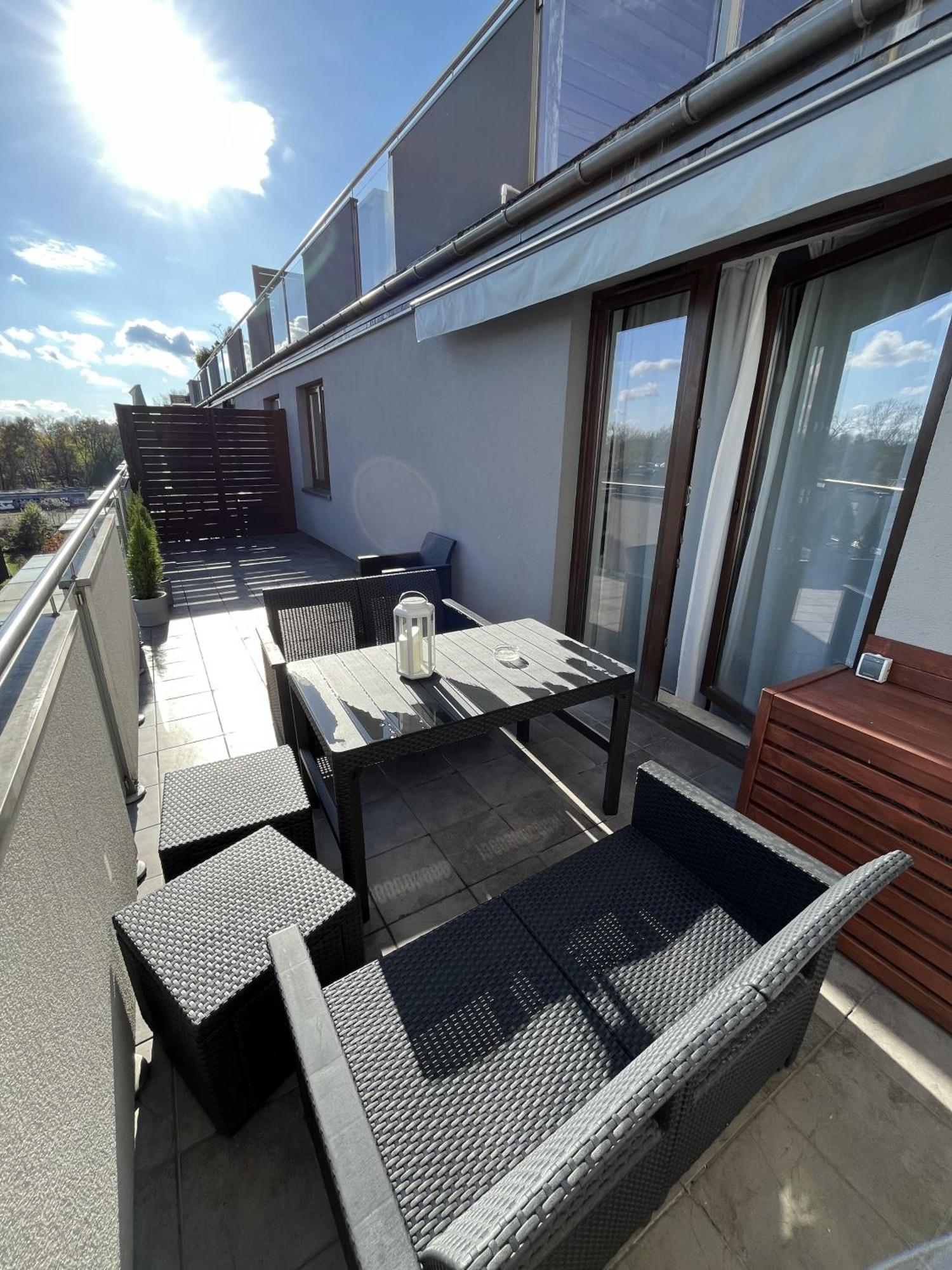 Apartament Z Tarasem Oraz Podziemnym Parkingiem Apartment Krakow Bagian luar foto