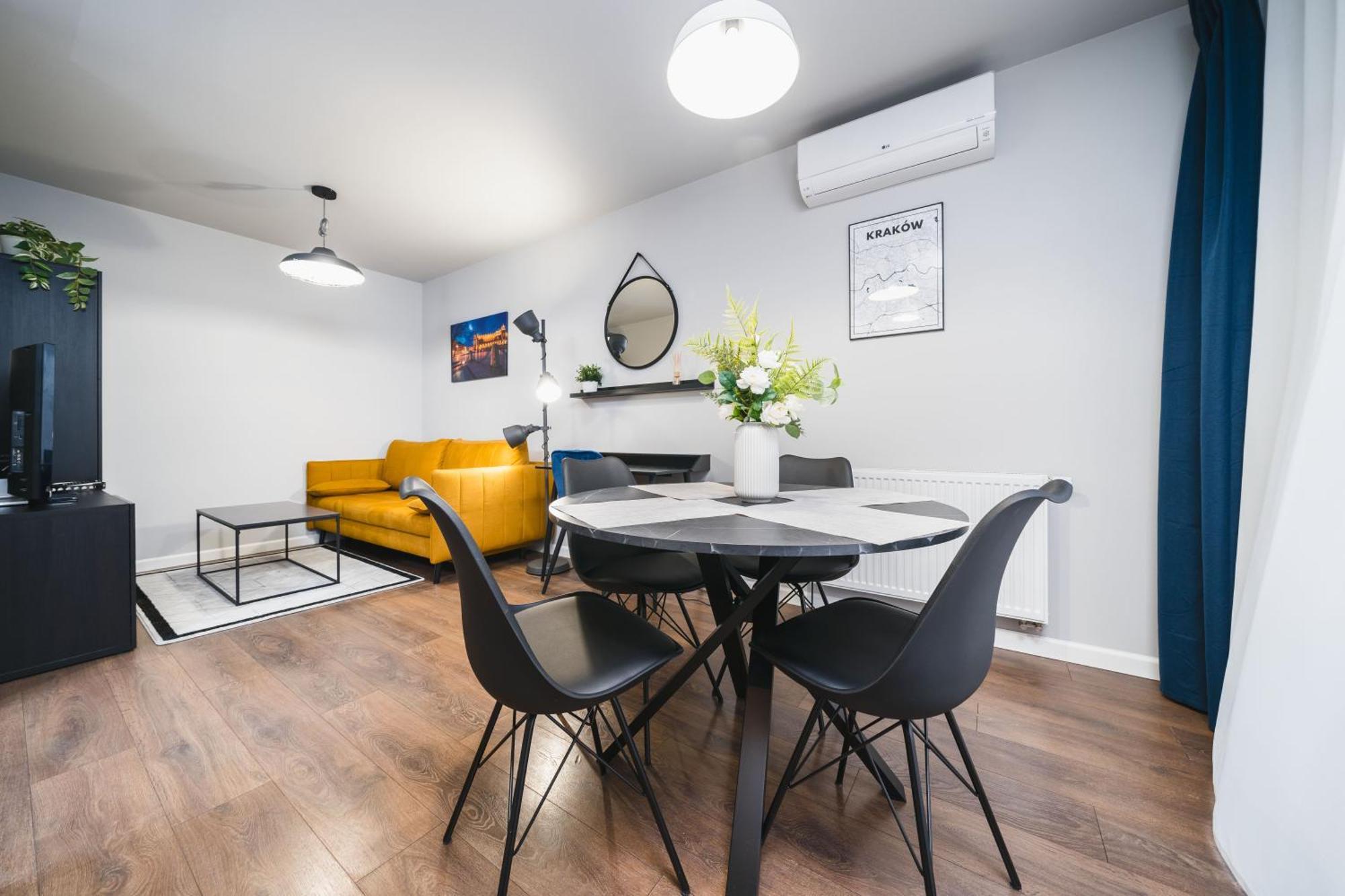 Apartament Z Tarasem Oraz Podziemnym Parkingiem Apartment Krakow Bagian luar foto